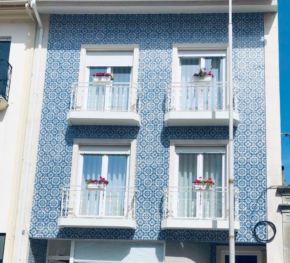 Central Tiled Apartment Aveiro Exterior photo